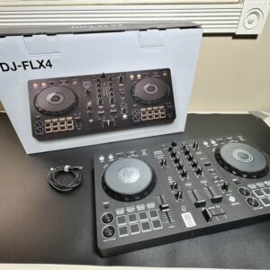 Pioneer DDJ-FLX4 Rekordbox Serato Controller Schwarz