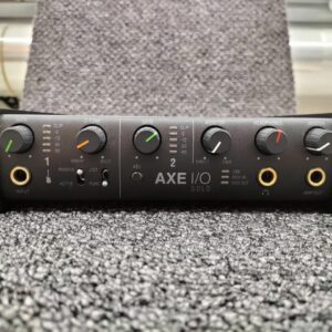 IK Multimedia Axe I/O Solo USB-Audio-Interface für Gitarrenaufnahmen